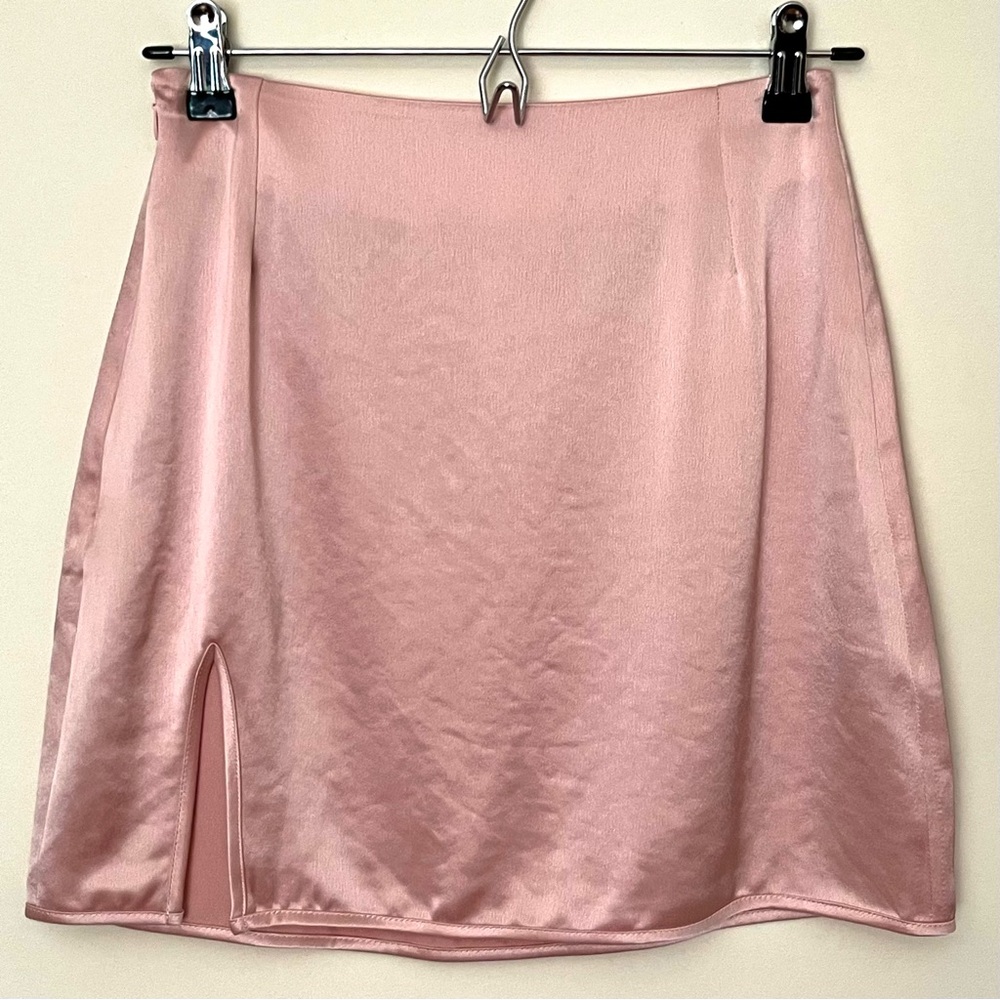 Silvana Viander • M • Blush Ballet Pink Satin Mini Skirt Front Side Slit